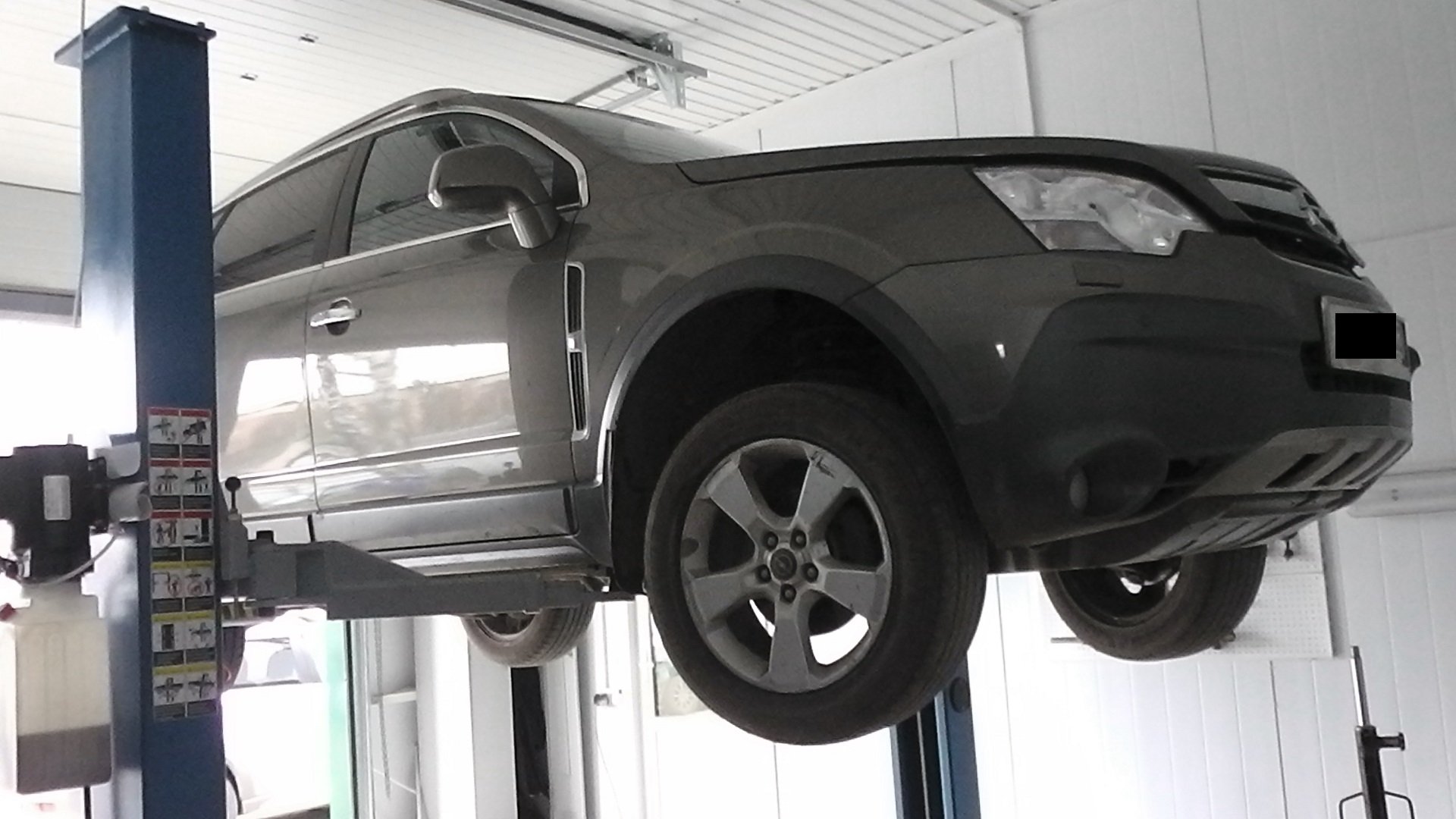 Диагностика рулевой рейки автомобиля Opel Antara
